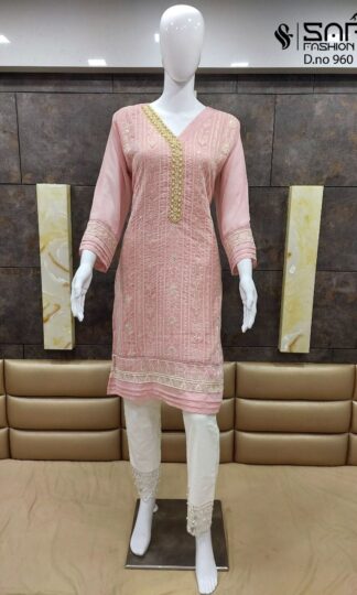 SAFA FASHION 960 WHOLESALE READYMADE KURTIS MANUFACTURER IN SURATSAFA FASHION 960 WHOLESALE READYMADE KURTIS MANUFACTURER IN SURAT