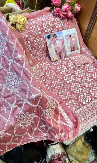 MEHBBOB TEX CHIKANKAARIVOL 4 PAKISTANI SUITS WHOLESALE DEALERMEHBBOB TEX CHIKANKAARIVOL 4 PAKISTANI SUITS WHOLESALE DEALER