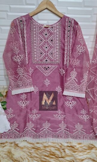 MARIYAH DESIGNER M 64 READYMADE PAKISTANI KURTI AT BEST PRICE