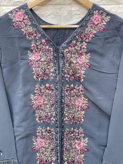 VS FASHION VS 606 GREY DESIGNER PAKISTANI KURTI WITH PRICE BEST QUALITY PAKISTANI SUITS, ONLINE SHOPPING SUITS, PAKISTANI SALWAR KAMEEZ, PAKISTANI SUITS WHOLESALE DELHI, PAKISTANI SUITS WHOLESALE IN DELHI, PAKISTANI SUITS WHOLESALER FROM SURAT, VS FASHION VS 606 GREY  Pakistani Suits, Salwar Kameez, Single, Suits, VS FASHION