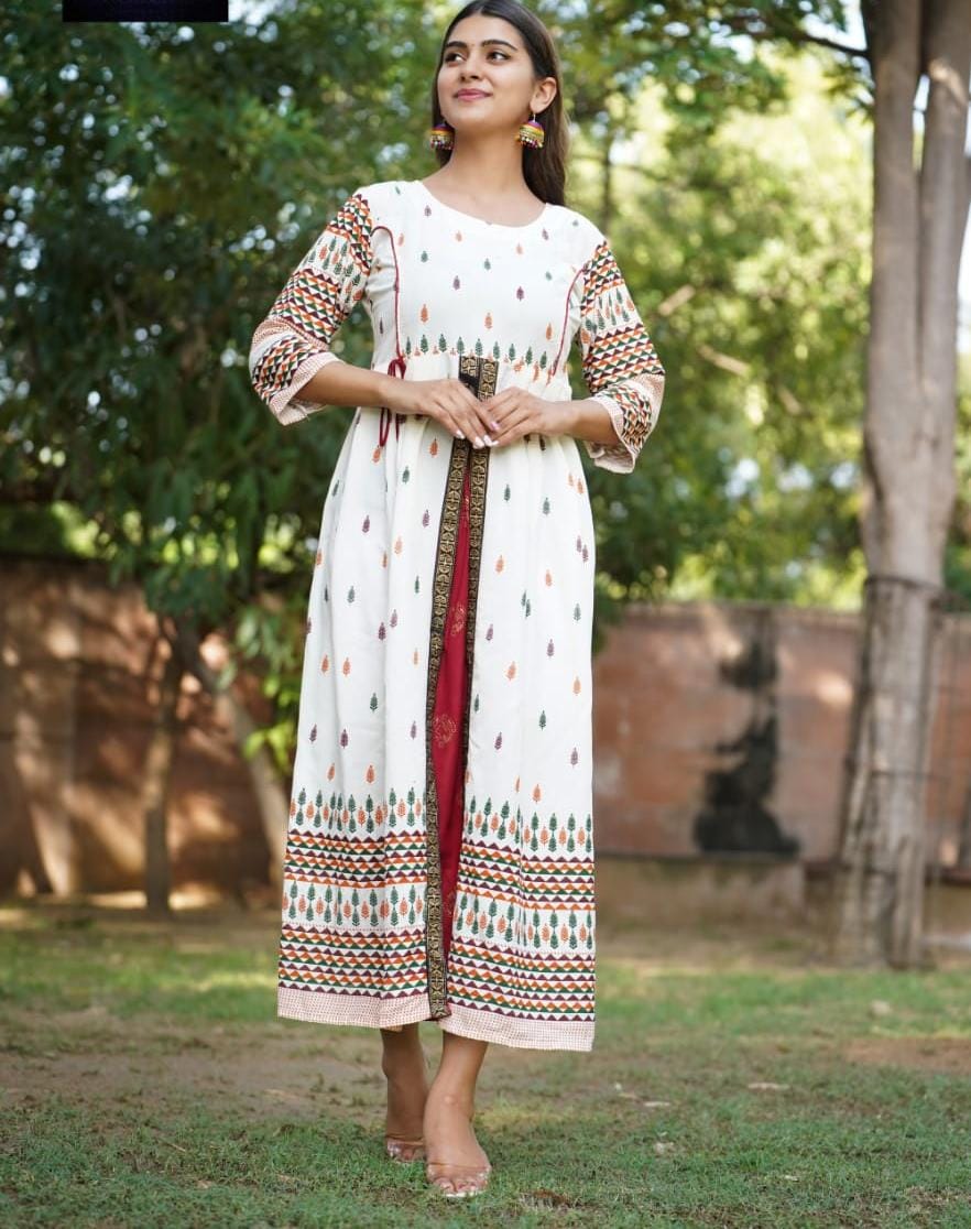 3/4 Sleeves Stripes Designer Kurti (Black, White) in Chandigarh at best  price by Neelam Boutique - Justdial