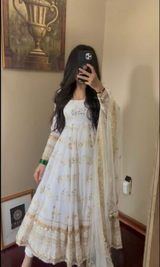 THE LIBAS COLLECTION WHITE INDIAN STYLE ONLINE GOWN FOR WOMEN