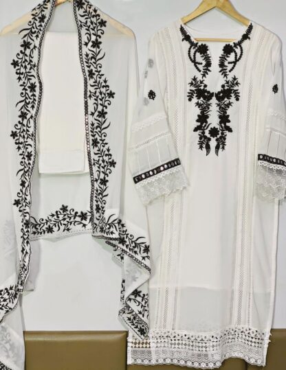 THE LIBAS COLLECTION 117 WHITE PAKISTANI KURTI LATEST COLLECTION