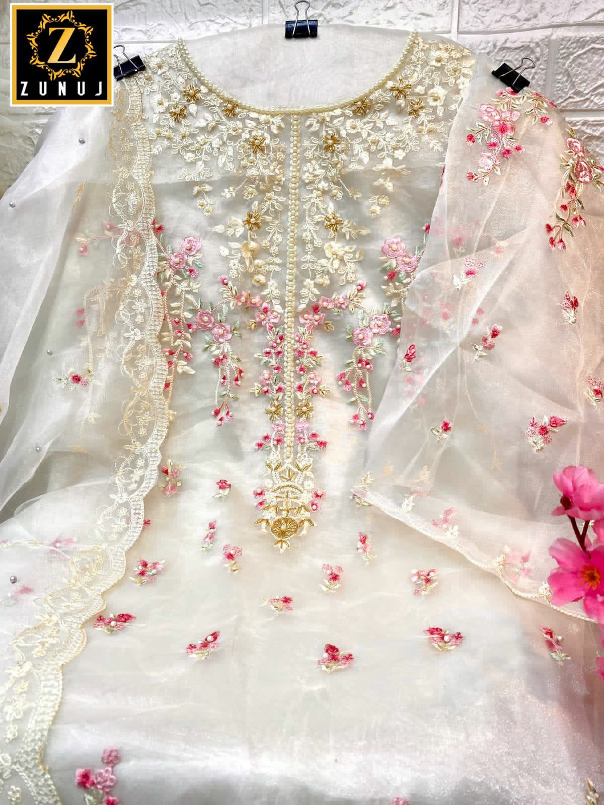 shanaya rose s4 fancy look designer pakistani salwar kameez wholesaler surat