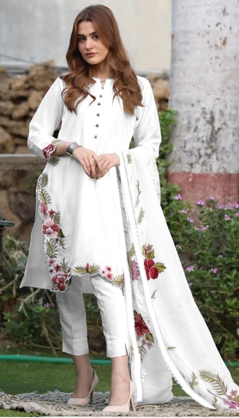 White gorgeous kurti | Indian fashion, Ethnic outfits, Fancy kurti