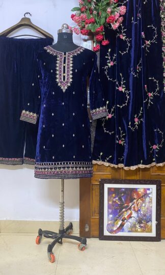 VRINDAVAN FASHION NEVY BLUE VELVET EMBROIDERY WORK PLAZZOVRINDAVAN FASHION NEVY BLUE VELVET EMBROIDERY WORK PLAZZO