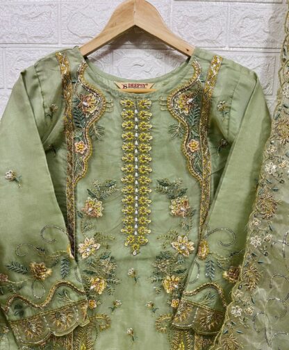 DEEPSY D 303 READYMED DESIGNER PAKISTANI KURTI DEEPSY D 303 READYMED, PAKISTANI SALWAR KAMEEZ WHOLESALER, SALWAR KAMEEZ PAKISTANI SUITS  DEEPSY SUITS, Pakistani Suits, READYMADE KURTI, Single, Suits