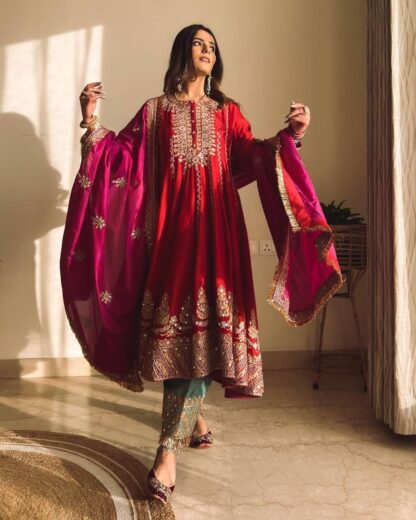 VRINDAVAN FASHION LC 873 DESIGNER  EMBROIDERED ANARKALI GOWN BEST QUALITY PAKISTANI SUITS, ONLINE SHOPPING SUITS, PAKISTANI SALWAR KAMEEZ, PAKISTANI SUITS AT MANUFACTURER PRICE, PAKISTANI SUITS BEST PRICE, PAKISTANI SUITS IN SURAT, PAKISTANI SUITS ONLINE SHOPPING, VRINDAVAN FASHION LC 873  PLAZZO, Salwar Kameez, Single, Suits, VRINDAVAN FASHION