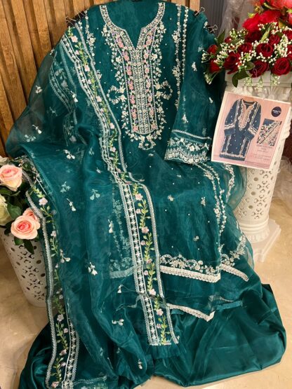 MEHBOOB TEX 7773 SEMISTITCHED 1010 D PAKISTANI SUITS DESIGN 2023