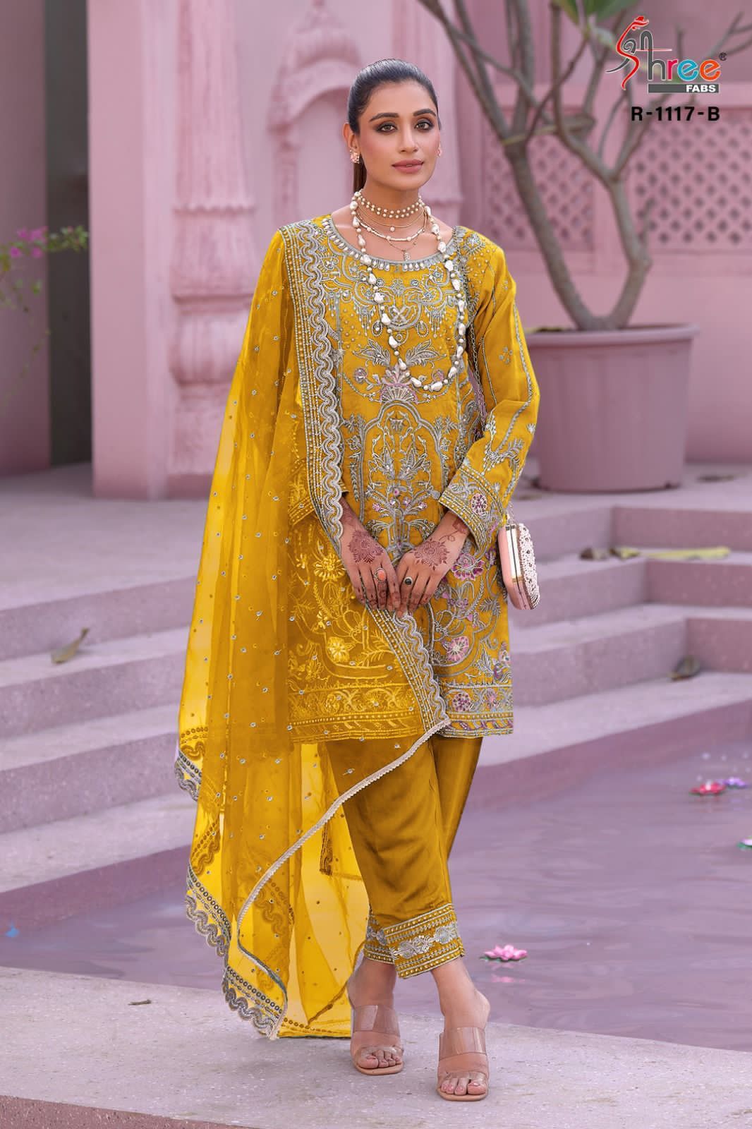 Pakistani & Indian Mehndi Dresses | Party Suit and Salwar Suit Online