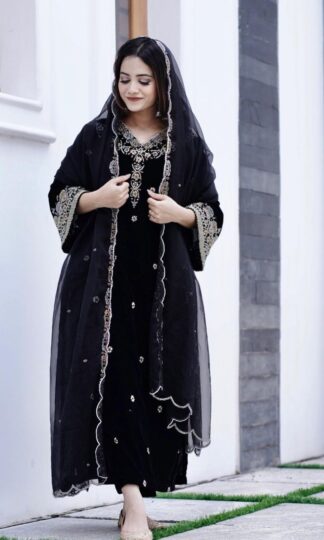 THE LIBAS COLLECTION AD 125 VELVET SALWAR SUITS ONLINE SHOPPINGTHE LIBAS COLLECTION AD 125 VELVET SALWAR SUITS ONLINE SHOPPING