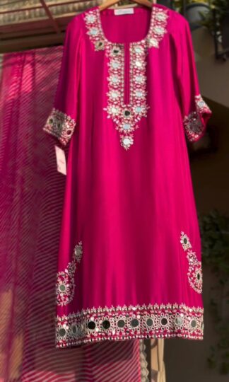 THE LIBAS PINK MIRROR WORK TOP AND PANT WITH DUPATTATHE LIBAS PINK MIRROR WORK TOP AND PANT WITH DUPATTA