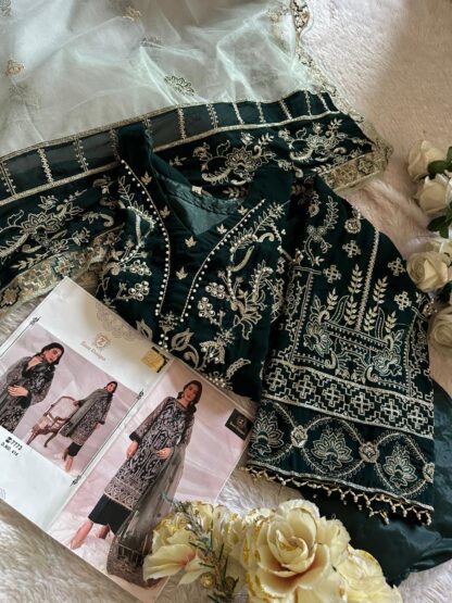 ZIAAZ DESIGNS 414 PAKISTANI SUITS LATEST COLLECTION IN SINGLE (1)