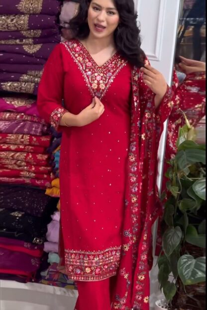 ANAMSA 586 SEMI STITCHED PAKISTANI SUITS IN SINGLE PIECE