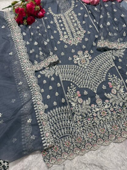 MEHBOOB TEX 1440 C PAKISTANI SUITS NO 1 WHOLESALER