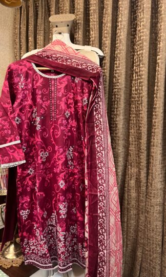 THE LIBAS COLLECTION RED COTTON READYMADE KURTI WHOLESALETHE LIBAS COLLECTION RED COTTON READYMADE KURTI WHOLESALE