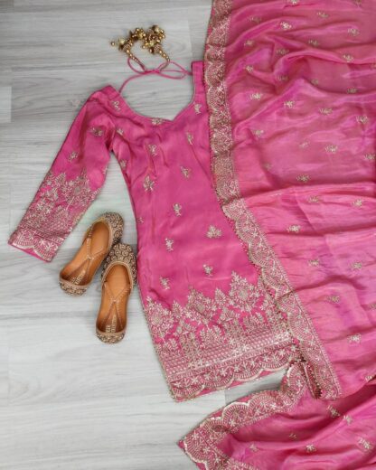AD183 READYMADE TOP PLAZZO ONLINEWHOLESALE BEST QUALITY PAKISTANI SUITS, ONLINE SHOPPING SUITS, PAKISTANI SALWAR KAMEEZ, PAKISTANI SUITS AT MANUFACTURER PRICE, PAKISTANI SUITS BEST PRICE, PAKISTANI SUITS IN SURAT, PAKISTANI SUITS ONLINE SHOPPING, THE LIBAS COLLECTION AD183 READYMADE  PLAZZO, Single, Suits, THE LIBAS COLLECTION