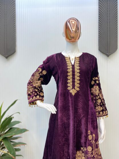 LG 1895 VELVET READYMADE SUITS ONLINE SHOPPING - Image 7