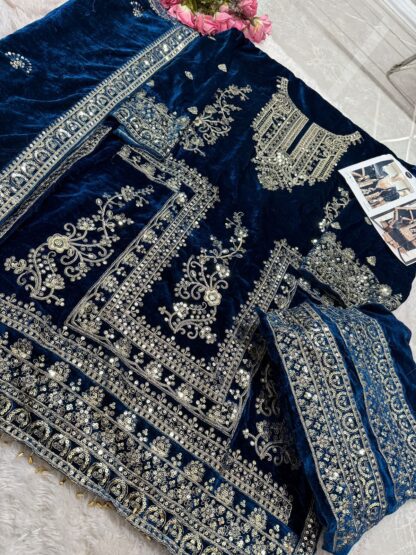 MEHB0OB TEX 1356 VELVET PAKISTANI SALWAR KAMEEZ ONLINE - Image 2