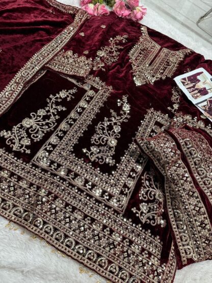 MEHBBOB TEX 1356 B HEAVY VELVET PAKISTANI SALWAR SUITS DESIGN KURTIS WHOLESALER, MEHBBOB TEX 1356 A HEAVY VELVET  MEHBOOB TEX, Single, Suits