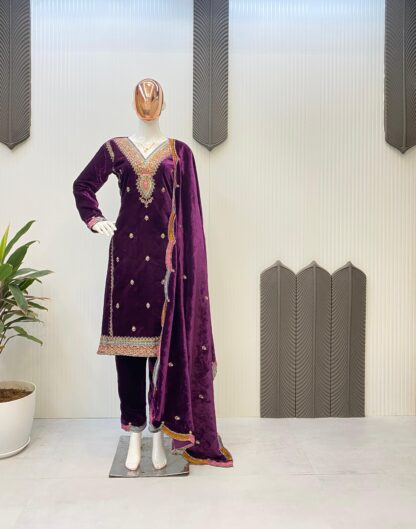 LG 1894 DESIGNER VELVET SUITS WITH DUPATTA