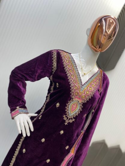 LG 1894 DESIGNER VELVET SUITS WITH DUPATTA