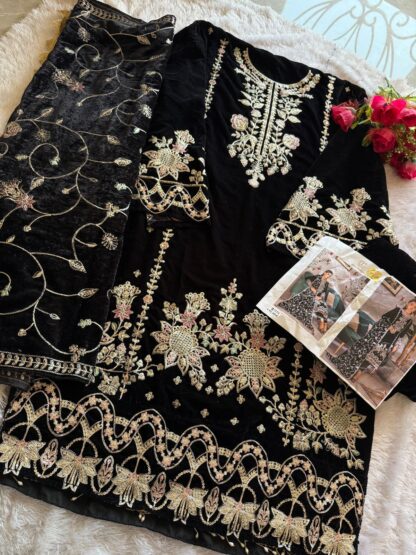 ZIAAZ DESIGN 689 B SEMI STITCHED PAKISTANI SUITS LATEST COLLECTION - Image 2