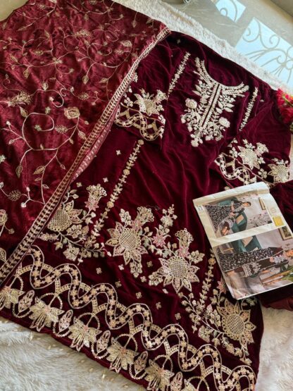 ZIAAZ DESIGN 689 C SEMI STITCHED WHOLESALE PAKISTANI SUITS ONLINE - Image 3