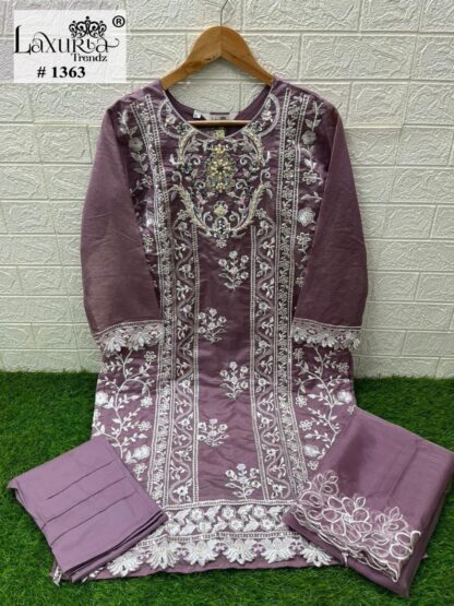 LAXURIA TRENDZ 1363 LIGHT PINK PAKISTANI KURTI AT BEST PRICE - Image 2