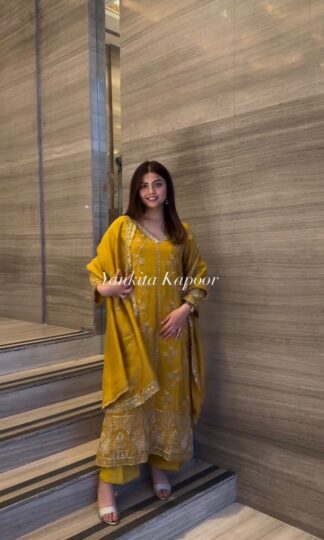 SR 1657 CHINNON SILK TOP BOTTOM & DUPATTA SET WHOLESALESR 1657 CHINNON SILK TOP BOTTOM & DUPATTA SET WHOLESALE