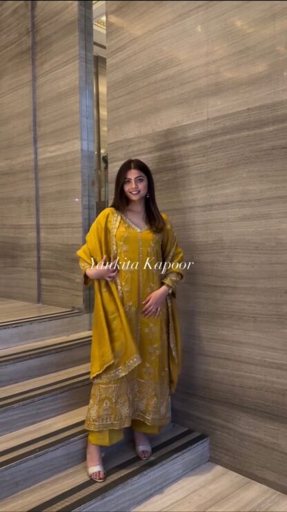 SR 1657 CHINNON SILK TOP BOTTOM & DUPATTA SET WHOLESALE BEST QUALITY PAKISTANI SUITS, ONLINE SHOPPING SUITS, PAKISTANI SALWAR KAMEEZ, PAKISTANI SUITS AT MANUFACTURER PRICE, PAKISTANI SUITS BEST PRICE, PAKISTANI SUITS IN SURAT, PAKISTANI SUITS ONLINE SHOPPING, SR 1657  READYMADE, Single, Suits, THE LIBAS COLLECTION