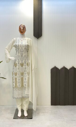 THE LIBAS COLLECTION 1904 SEQUENCE EMBROIDERED WORK TOP AND PENT WITH DUPATTATHE LIBAS COLLECTION 1904 SEQUENCE EMBROIDERED WORK TOP AND PENT WITH DUPATTA (2)