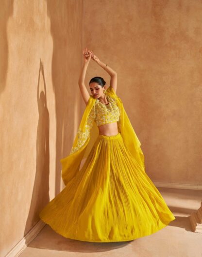 SAYURI DESIGNER 5727 KALKI PARTY WEAR LEHENGA SET WHOLESALE GOWN AT WHOLESALER, GOWN WHOLESALER, SAYURI DESIGNER 5727 KALKI  MEHBOOB TEX, Single, Suits