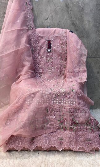 HOOR TEX OR 60 B PAKISTANI SUITS FOR WOMENHOOR TEX OR 60 B PAKISTANI SUITS FOR WOMEN