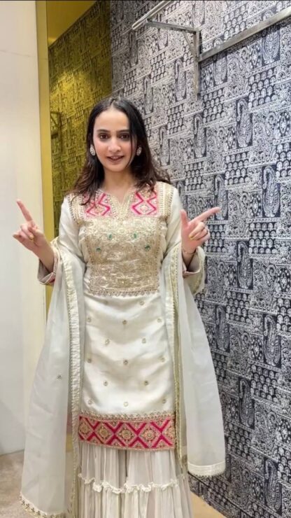 PD1081 READYMADE TOP SARARA PLAZZO & DUPATTA WHOLESALE BEST QUALITY PAKISTANI SUITS, ONLINE SHOPPING SUITS, PAKISTANI SALWAR KAMEEZ, PAKISTANI SUITS AT MANUFACTURER PRICE, PAKISTANI SUITS BEST PRICE, PAKISTANI SUITS IN SURAT, PAKISTANI SUITS ONLINE SHOPPING, PD1081 READYMADE  ANAMSA, MEHBOOB TEX, PD, SHARARA, Single, Suits, VRINDAVAN FASHION