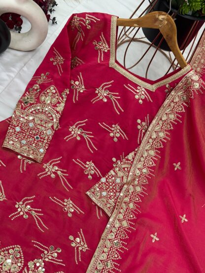 SR 1664 RED PINK PARTY WEAR SHARARA AT BEST PRICE BEST QUALITY PAKISTANI SUITS, ONLINE SHOPPING SUITS, PAKISTANI SALWAR KAMEEZ, PAKISTANI SUITS AT MANUFACTURER PRICE, PAKISTANI SUITS BEST PRICE, PAKISTANI SUITS IN SURAT, PAKISTANI SUITS ONLINE SHOPPING, SR 1664 OREANGE  ANAMSA, MEHBOOB TEX, Single, Suits, VRINDAVAN FASHION