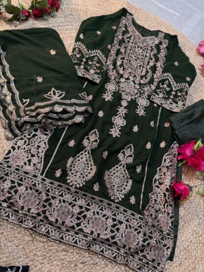 ZIAAZ DESIGNS 742 SEMI STITCHED PAKISTANI SUITS IN SINGLE PIECE - Image 2