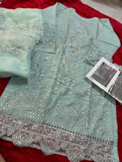 ZIAAZ DESIGNS 776 A SEMI STITSCHED PAKISTANI SUITS SUPERHIT DESIGN