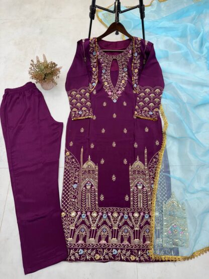 BE 318 PAKISTANI PARTY WEAR SUITS ONLINE BE 318 PAKISTANI PARTY WEAR SUITS ONLINE, BEST QUALITY PAKISTANI SUITS, ONLINE SHOPPING SUITS, SALWAR KAMEEZ WHOLESALER  Single, Suits