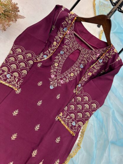 BE 318 PAKISTANI PARTY WEAR SUITS ONLINE BE 318 PAKISTANI PARTY WEAR SUITS ONLINE, BEST QUALITY PAKISTANI SUITS, ONLINE SHOPPING SUITS, SALWAR KAMEEZ WHOLESALER  Single, Suits