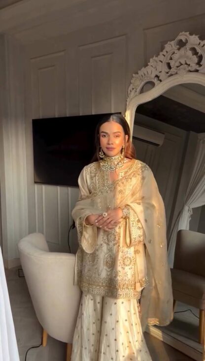 BE 320 PAKISTANI SALWAR KAMEEZ ONLINE BE 320 PAKISTANI SALWAR KAMEEZ ONLINE, BEST QUALITY PAKISTANI SUITS, ONLINE SHOPPING SUITS, SALWAR KAMEEZ WHOLESALER  Single, Suits