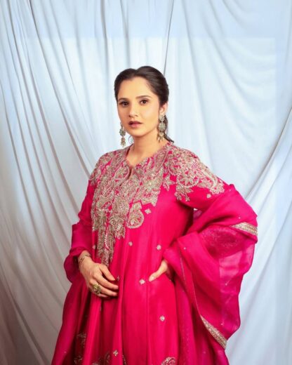 BE 319 PAKISTANI SALWAR KAMEEZ ONLINE BE 320 PAKISTANI SALWAR KAMEEZ ONLINE, BEST QUALITY PAKISTANI SUITS, ONLINE SHOPPING SUITS, SALWAR KAMEEZ WHOLESALER  Single, Suits
