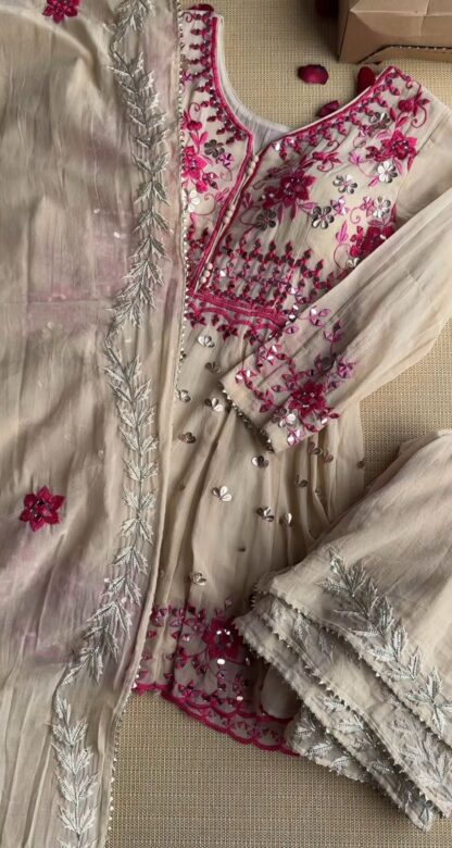 BE 321 TOP SEQUANCE EMBROIDERED WORK SARARA WITH DUPATTA BE 321, BEST QUALITY PAKISTANI SUITS, ONLINE SHOPPING SUITS, SALWAR KAMEEZ WHOLESALER  Single, Suits