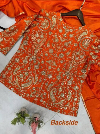 LG 1918 READYMADE COLLECTION FOR EID BEST QUALITY PAKISTANI SUITS, LG 1918 READYMADE COLLECTION FOR EID, ONLINE SHOPPING SUITS, SALWAR KAMEEZ WHOLESALER  Single, Suits