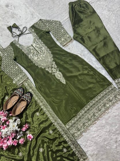 MF 444 PAKISTANI SUITS BEST QUALITY PAKISTANI SUITS, MF 444 PAKISTANI SUITS, ONLINE SHOPPING SUITS, SALWAR KAMEEZ WHOLESALER  Single, Suits