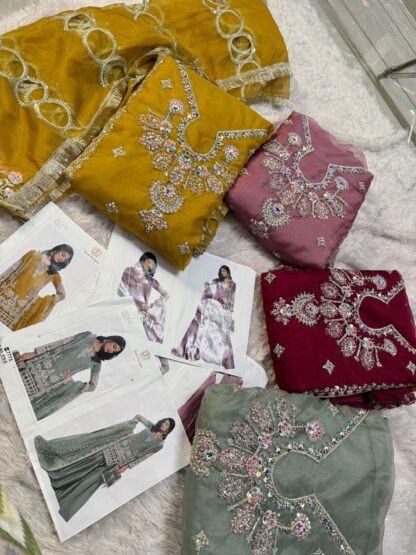 ZIAAZ DESIGNS 816 A PAKISTANI SUITS