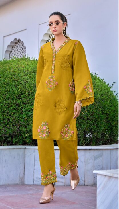 DEEPSY CS-317 D PAKISTANI SUITS ONLINE SUPPLIER