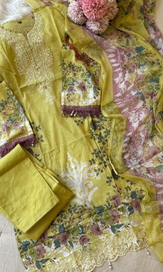 MEHBBOB TEX COTTON PETCH WORK PAKISTANI SUITS IN SINGLE PIECEMEHBBOB TEX COTTON PETCH WORK PAKISTANI SUITS IN SINGLE PIECE