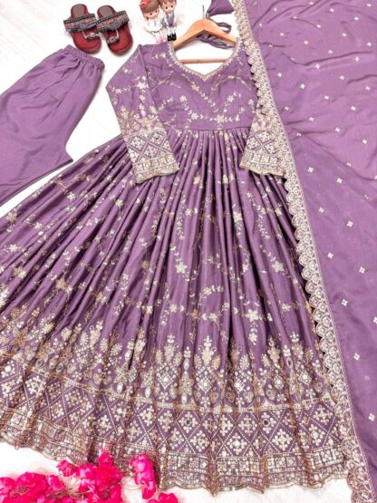 PD 1097 DESIGNER INDIAN GOWN WHOLESALER INDIA