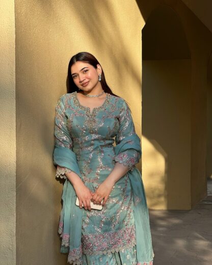 BE 350 KURTA PLAZZO AND DUPATTA SET ONLINE INDIA - Image 6